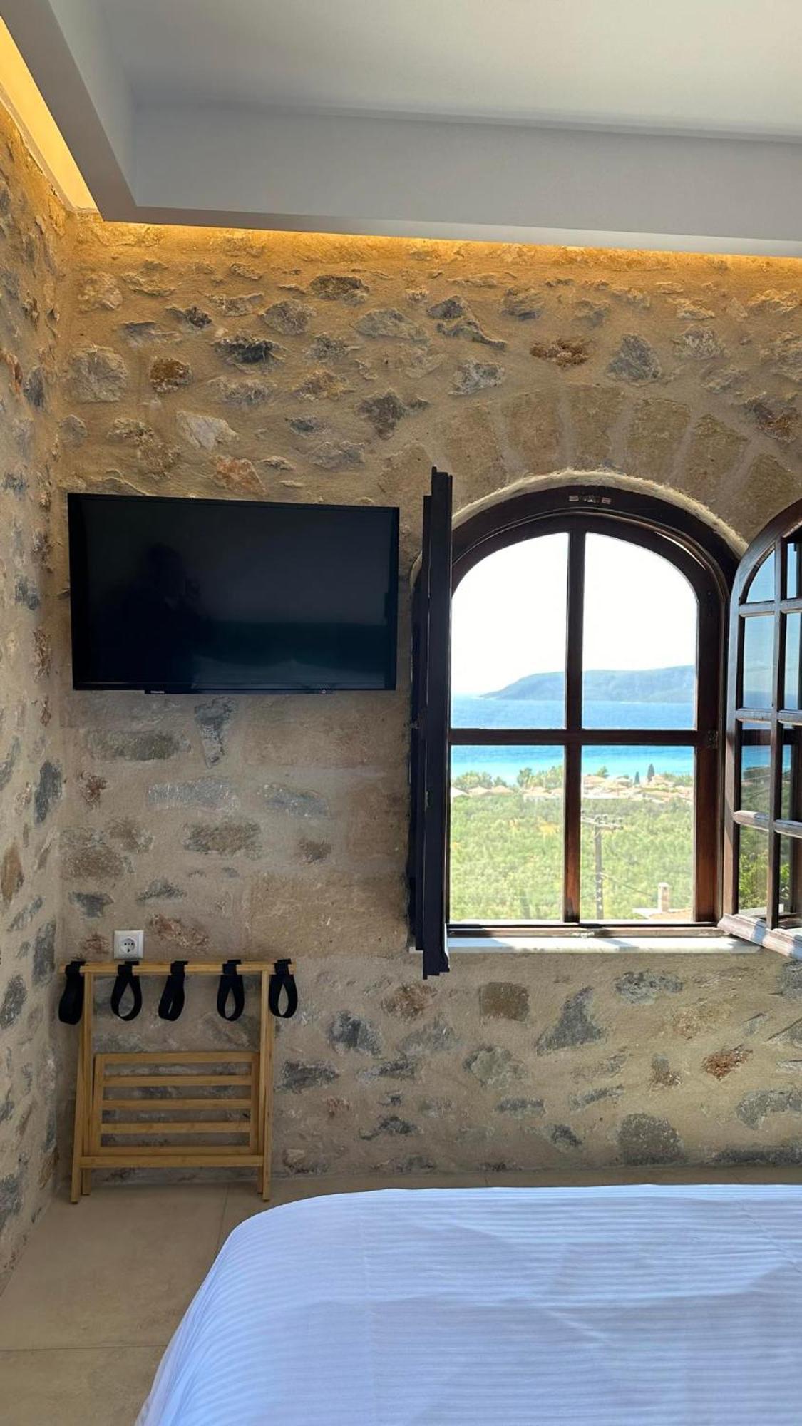 Papanestoras Apartments Kardamyli Zewnętrze zdjęcie