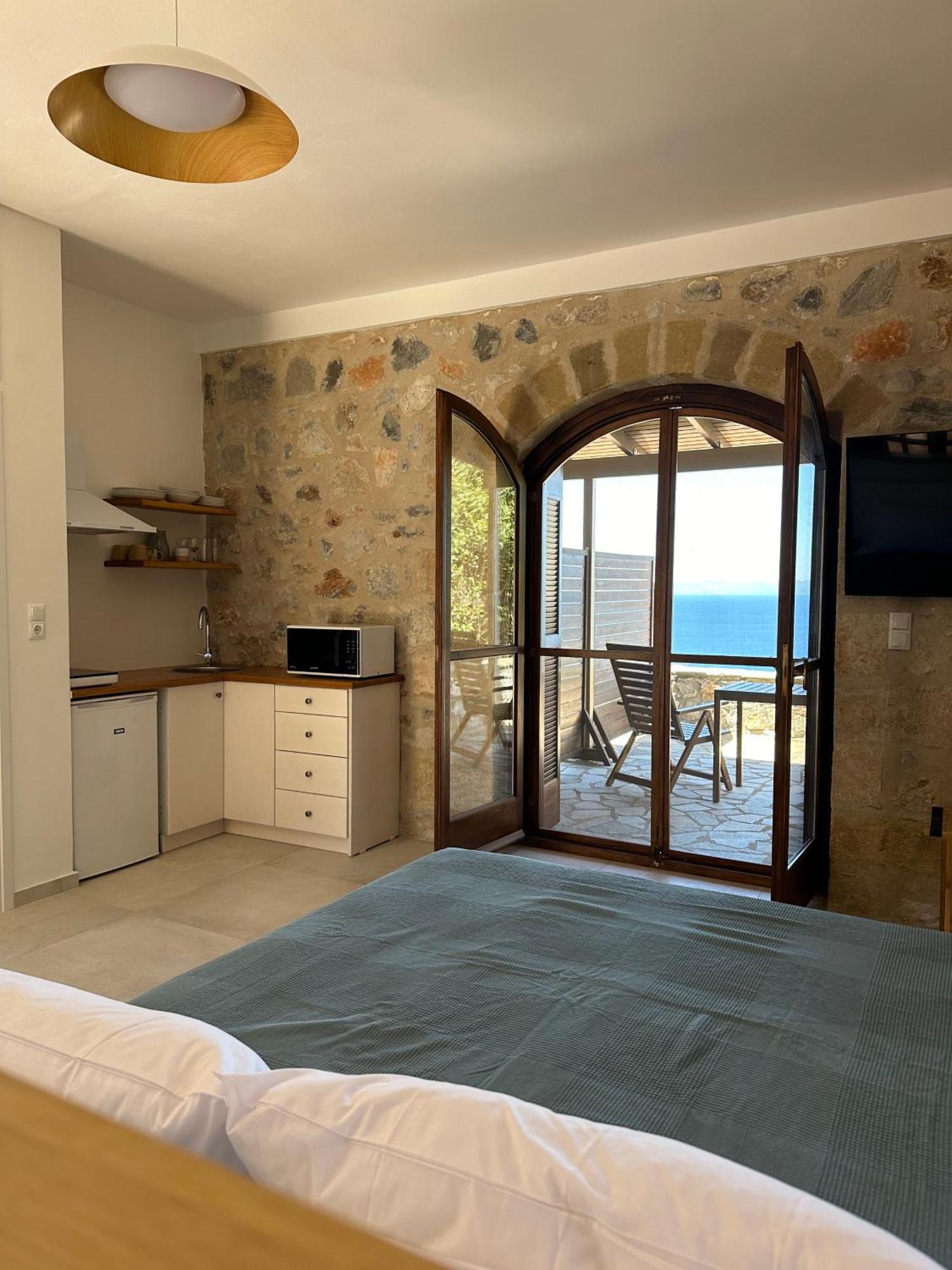 Papanestoras Apartments Kardamyli Zewnętrze zdjęcie