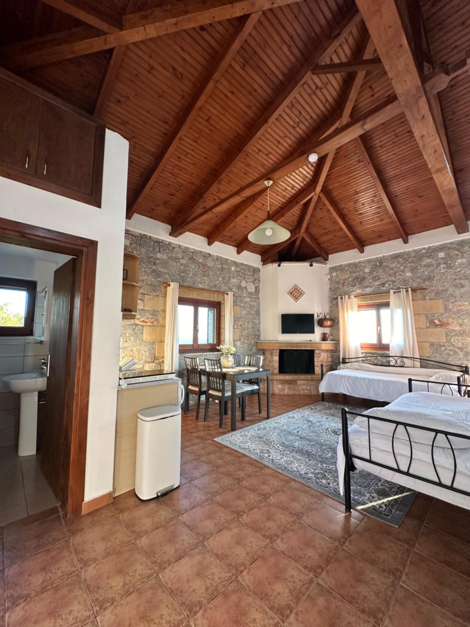 Papanestoras Apartments Kardamyli Zewnętrze zdjęcie
