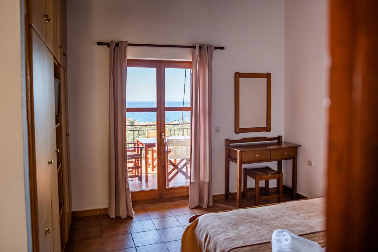 Papanestoras Apartments Kardamyli Zewnętrze zdjęcie